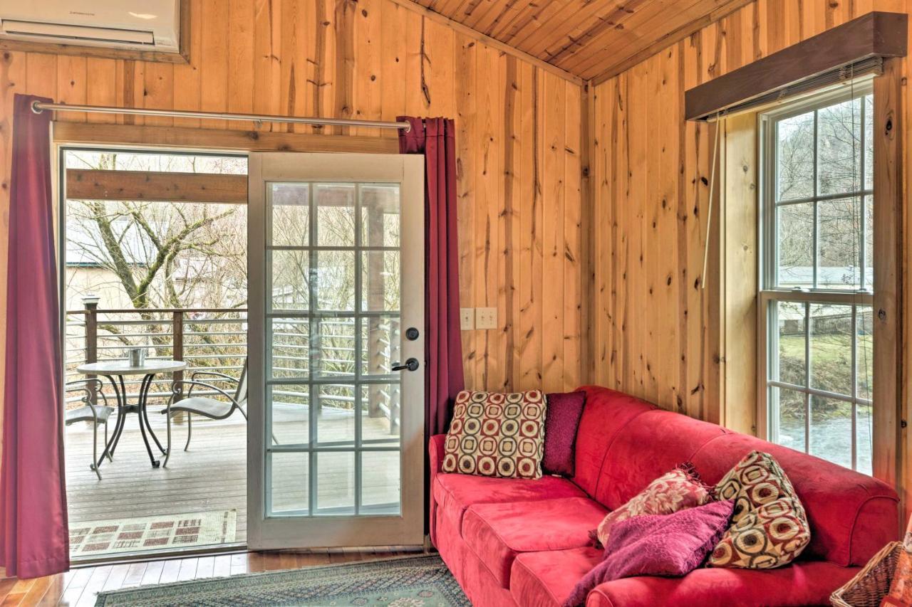 The Boat House Creekside Getaway In Hot Springs! Apartamento Exterior foto