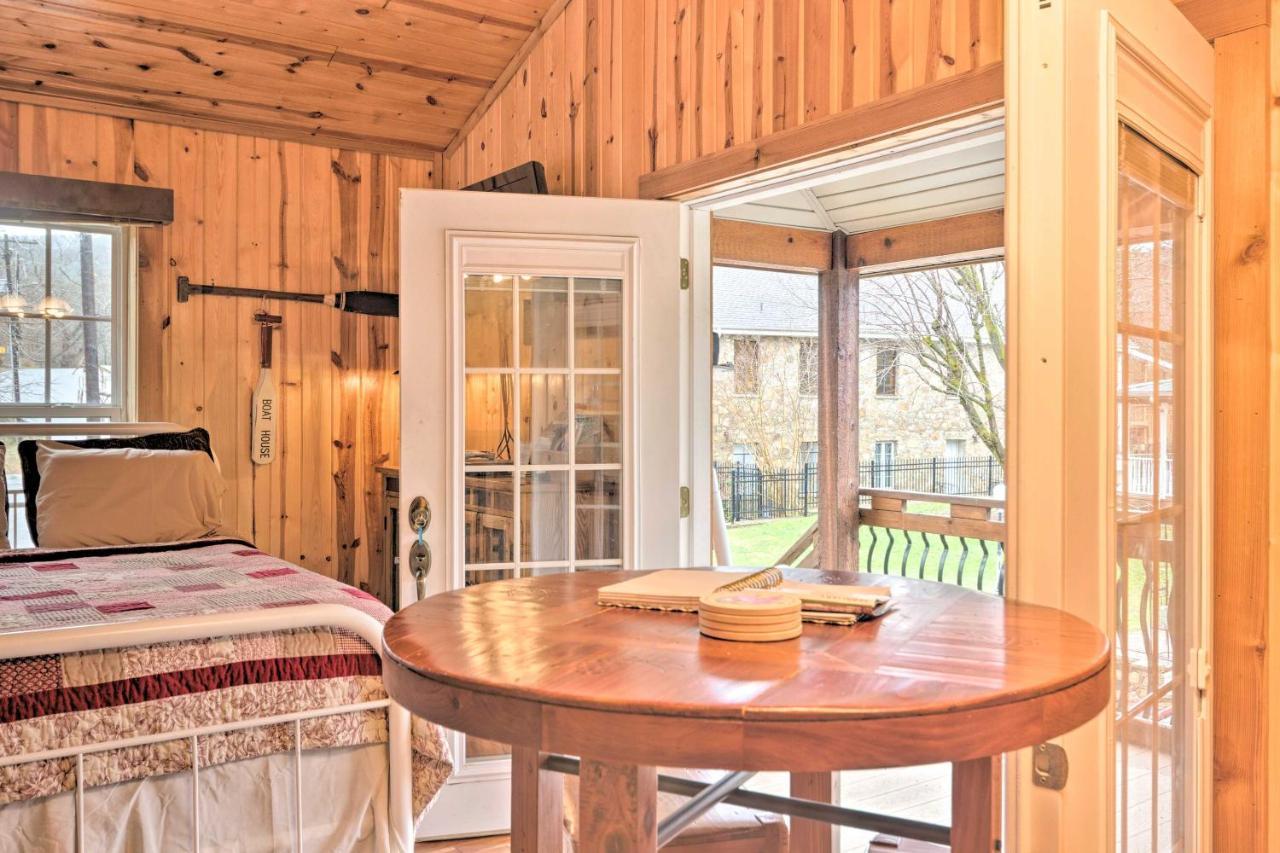 The Boat House Creekside Getaway In Hot Springs! Apartamento Exterior foto