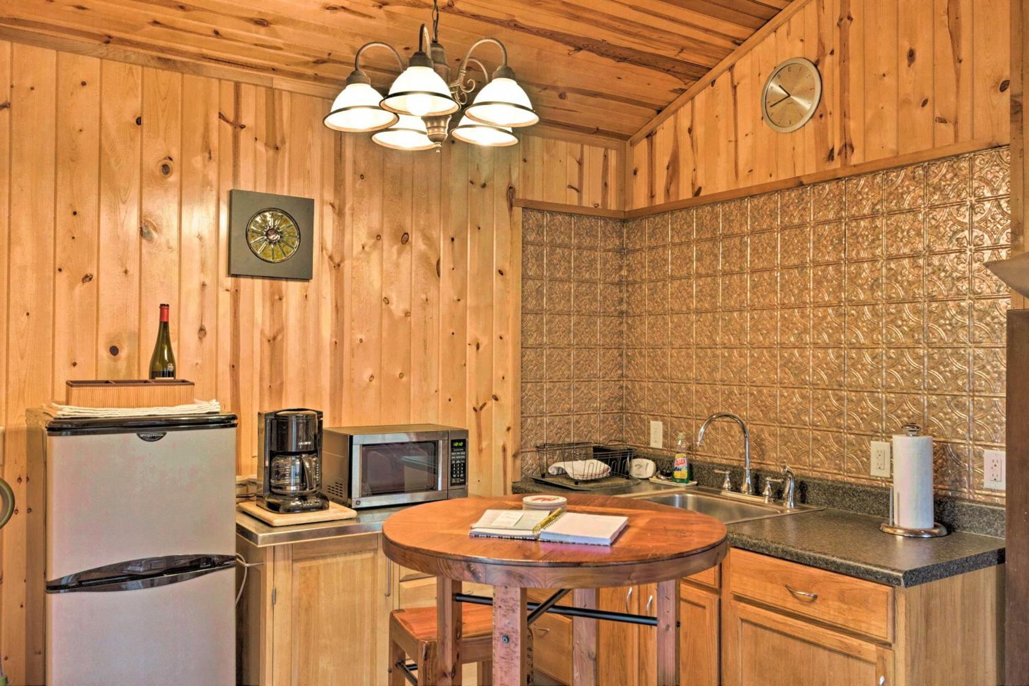 The Boat House Creekside Getaway In Hot Springs! Apartamento Exterior foto